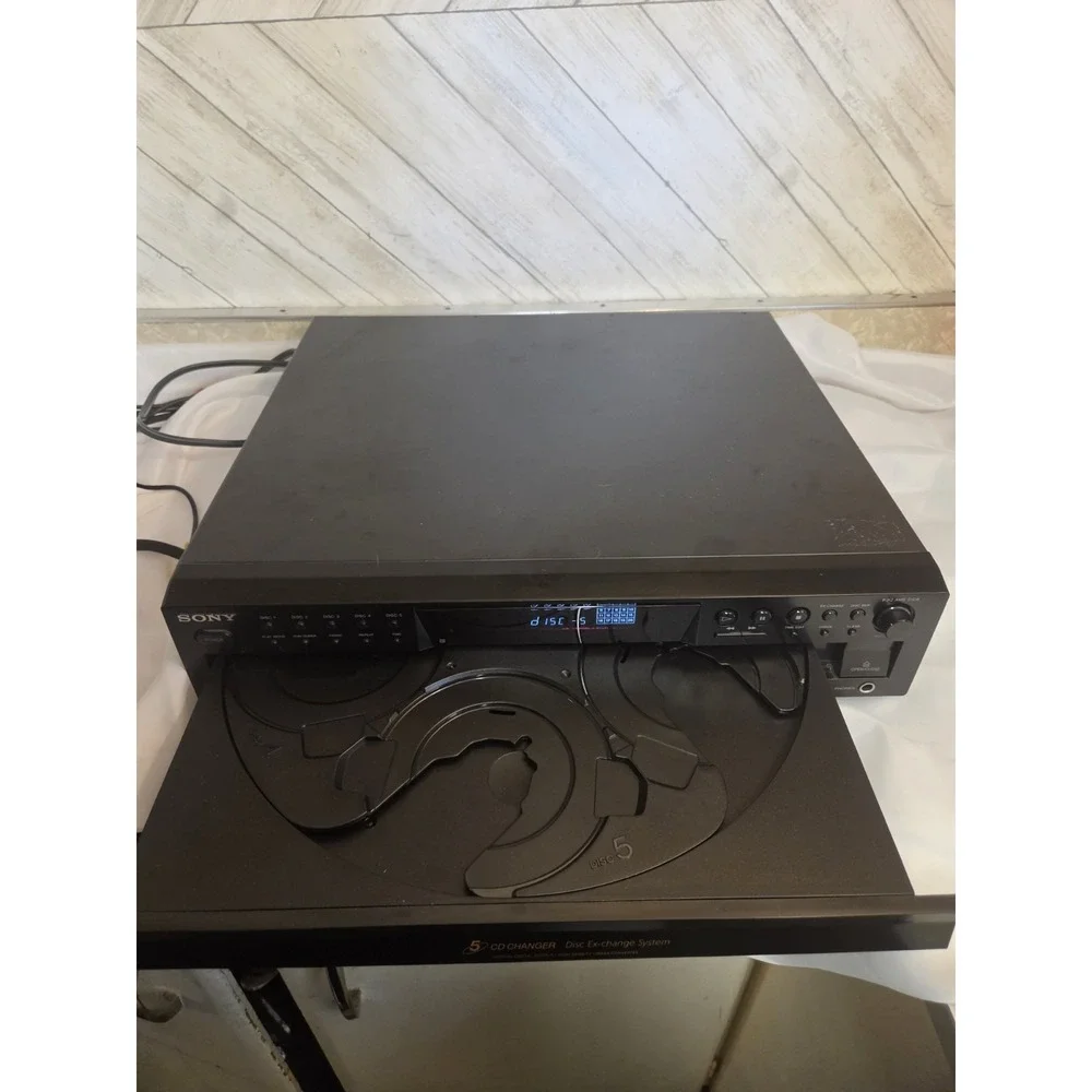 Sony CDP-CE375 5-Disc CD Changer Player NEAR MINT EXCELLENT WORKING W Remote